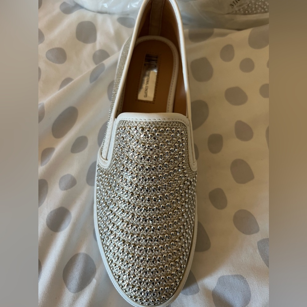 Slips-on-sneakers